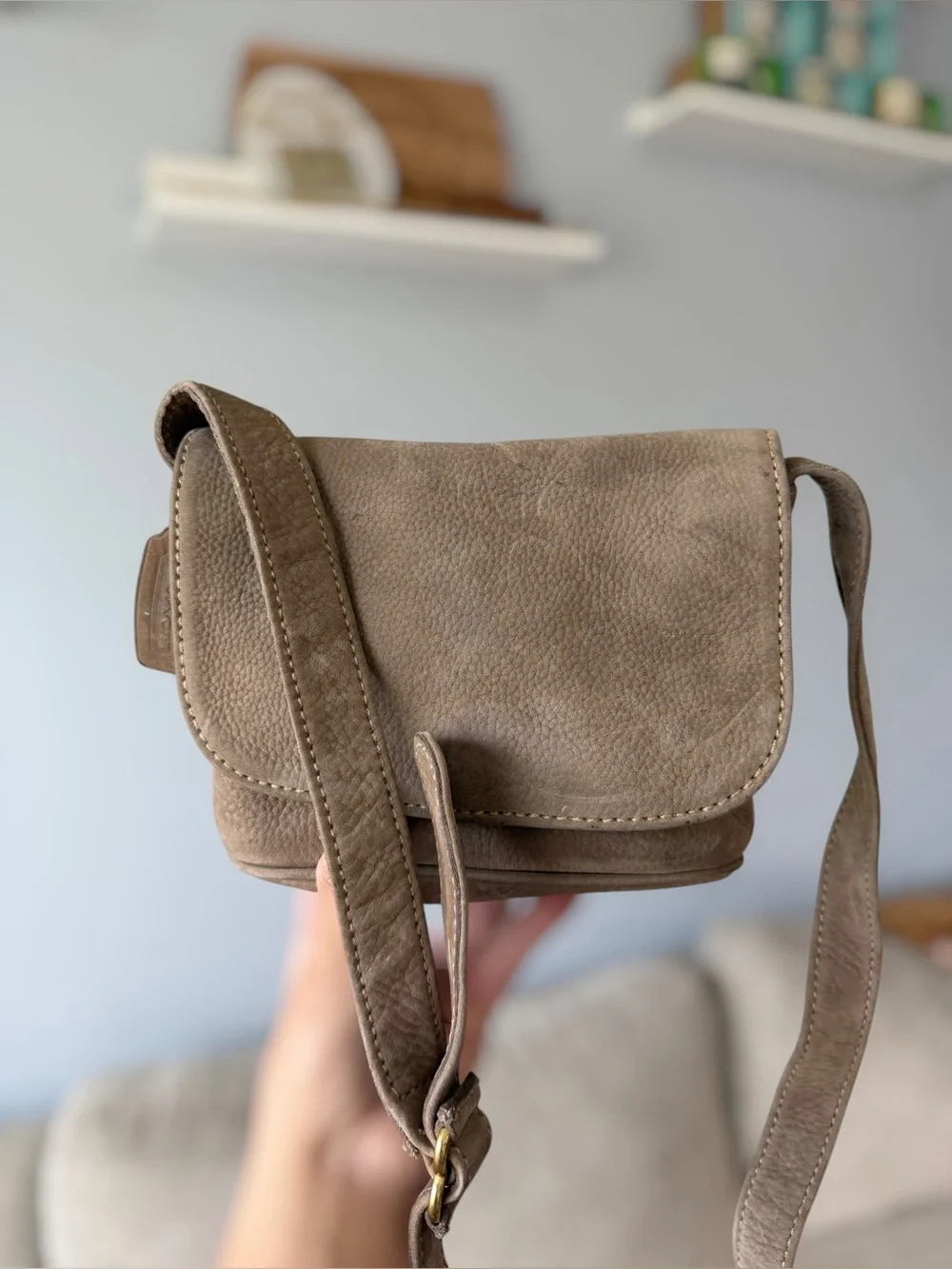 Vintage Coach Sonoma 4946 Sand Nubuck Small Flap Crossbody Bag Hangtag